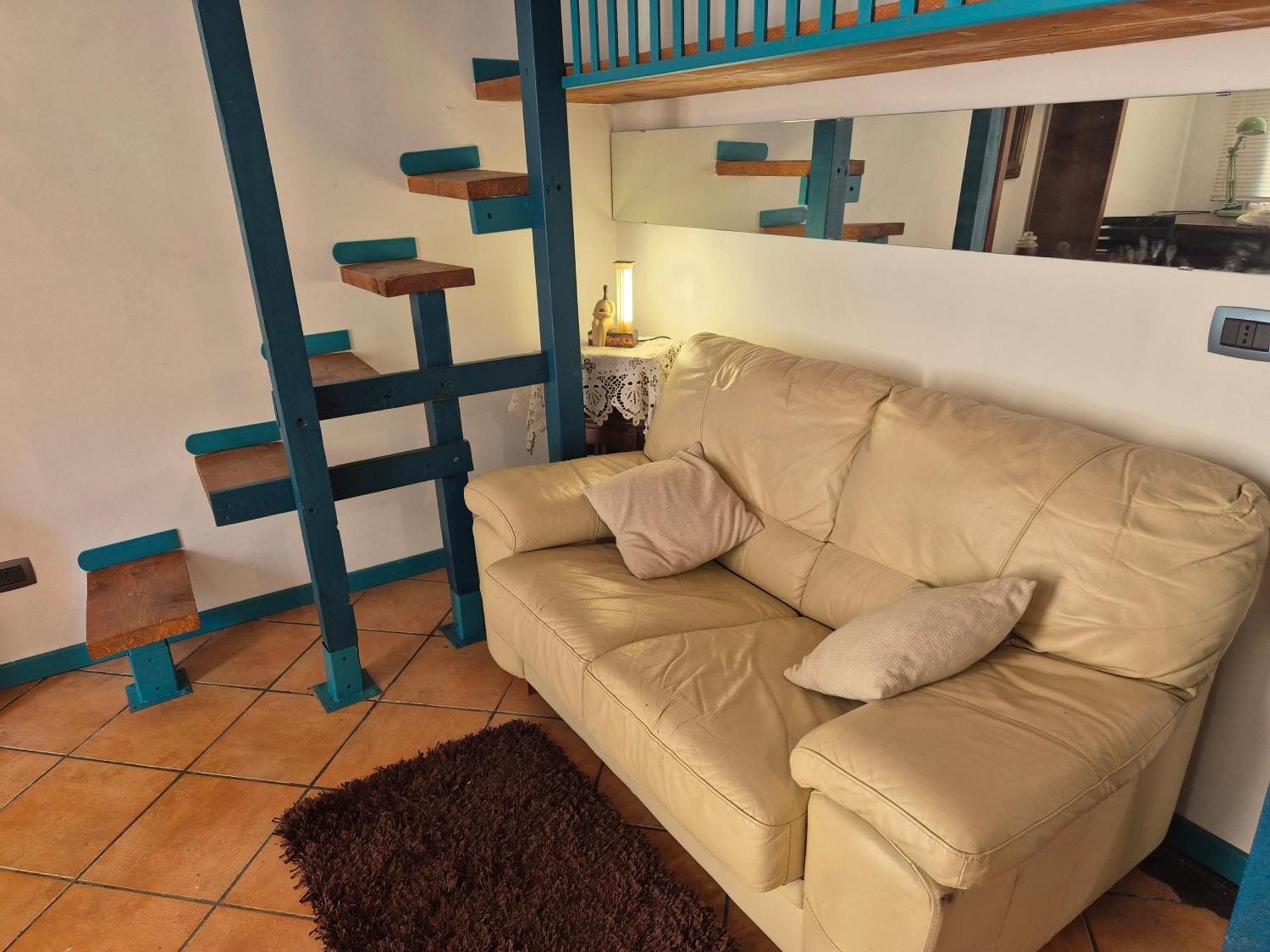 Mithra Hosting Hotel Rome Exterior photo